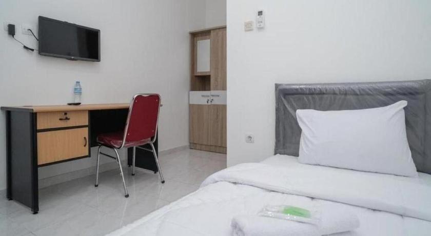 Oyo 94143 Mahagoni House Syariah 호텔 보고르 외부 사진